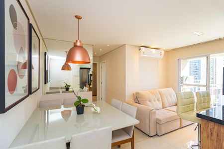 Apartamento para alugar com 55m², 2 quartos e 1 vaga Apartamento para alugar com 55m², 2 quartos e 1 vagaSala