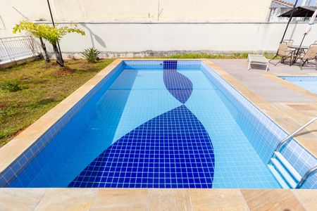 Apartamento para alugar com 55m², 2 quartos e 1 vaga Apartamento para alugar com 55m², 2 quartos e 1 vagaPiscina