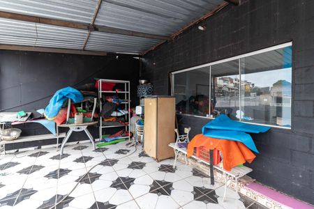 Casa para alugar com 300m², 2 quartos e 7 vagas Casa para alugar com 300m², 2 quartos e 7 vagasCobertura / Quintal