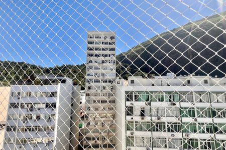 Apartamento à venda com 180m², 4 quartos e 1 vaga Apartamento à venda com 180m², 4 quartos e 1 vagaVista da sala