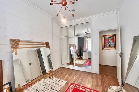Apartamento à venda com 180m², 4 quartos e 1 vaga Apartamento à venda com 180m², 4 quartos e 1 vagaQuarto 1