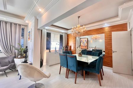 Apartamento à venda com 180m², 4 quartos e 1 vaga Apartamento à venda com 180m², 4 quartos e 1 vagaSala