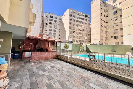 Apartamento à venda com 180m², 4 quartos e 1 vaga Apartamento à venda com 180m², 4 quartos e 1 vagaÁrea comum - Churrasqueira