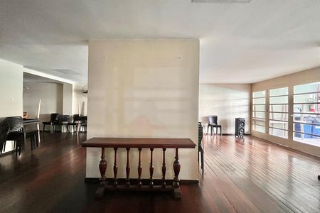 Apartamento à venda com 180m², 4 quartos e 1 vaga Apartamento à venda com 180m², 4 quartos e 1 vagaÁrea comum - Salão de festas
