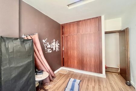 Apartamento à venda com 180m², 4 quartos e 1 vaga Apartamento à venda com 180m², 4 quartos e 1 vagaQuarto 2