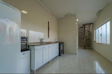 Casa à venda com 3 quartos, 180m² em Jardim Flamboyant, Campinas