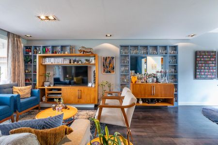 Casa de condomínio à venda com 264m², 3 quartos e 3 vagas