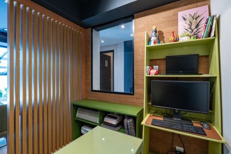Casa de condomínio à venda com 264m², 3 quartos e 3 vagas
