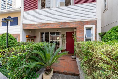 Casa de condomínio à venda com 264m², 3 quartos e 3 vagas