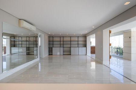 Apartamento à venda com 4 quartos, 392m² em Vila Suzana, São Paulo