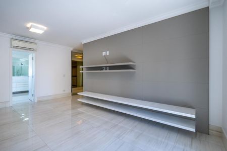 Apartamento à venda com 392m², 4 quartos e 5 vagas
