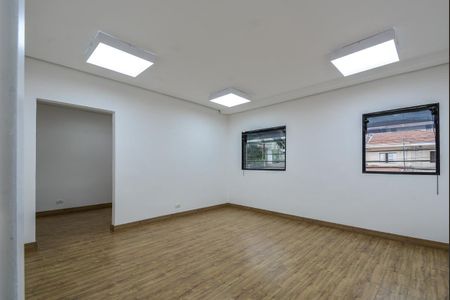 Casa à venda com 170m², 6 quartos e 3 vagas