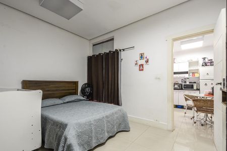 Casa à venda com 170m², 6 quartos e 3 vagas