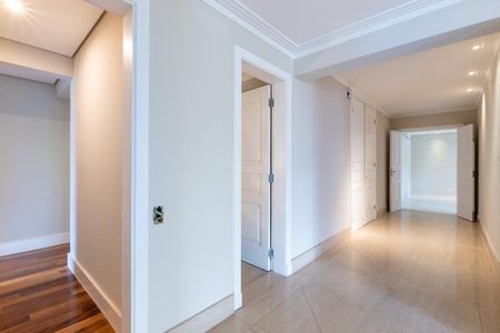 Apartamento à venda com 385m², 4 quartos e 6 vagas