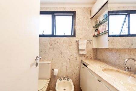 Apartamento à venda com 171m², 4 quartos e 3 vagas