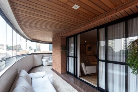 Apartamento à venda com 171m², 4 quartos e 3 vagas