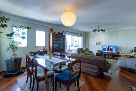 Apartamento à venda com 4 quartos, 155m² em Jardim Londrina, São Paulo