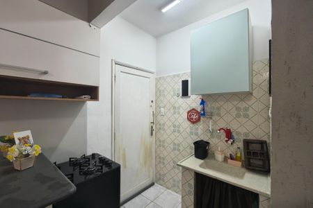 Cozinha de kitnet/studio para alugar com 0 quarto, 26m² em Aviação, Praia Grande