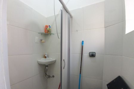 Studio para alugar com 26m², 0 quarto e sem vaga Studio para alugar com 26m², 0 quarto e sem vagaBanheiro