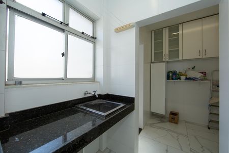 Apartamento para alugar com 240m², 3 quartos e 3 vagas Apartamento para alugar com 240m², 3 quartos e 3 vagasAREA DE SERVICO