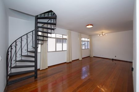 Apartamento para alugar com 3 quartos, 240m² em Buritis, Belo Horizonte