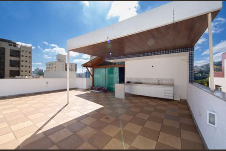 COBERTURA  de apartamento para alugar com 3 quartos, 240m² em Buritis, Belo Horizonte
