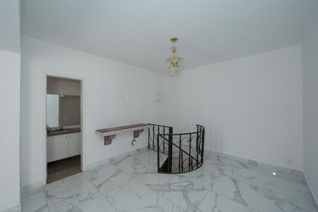 Apartamento para alugar com 240m², 3 quartos e 3 vagas Apartamento para alugar com 240m², 3 quartos e 3 vagasSALA