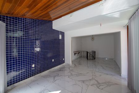 Apartamento para alugar com 240m², 3 quartos e 3 vagas Apartamento para alugar com 240m², 3 quartos e 3 vagasSALA