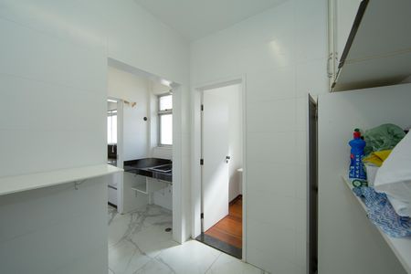 Apartamento para alugar com 240m², 3 quartos e 3 vagas Apartamento para alugar com 240m², 3 quartos e 3 vagasAREA DE SERVICO