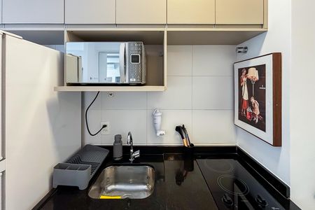 Apartamento para alugar com 1 quarto, 27m² em Vila Madalena, São Paulo