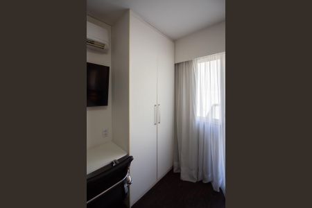 Quarto de apartamento à venda com 1 quarto, 30m² em São Luiz, Belo Horizonte