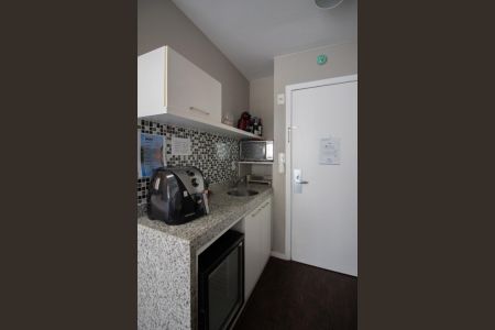 Cozinha de apartamento à venda com 1 quarto, 30m² em São Luiz, Belo Horizonte