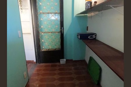 Despensa de casa à venda com 4 quartos, 197m² em Inhaúma, Rio de Janeiro