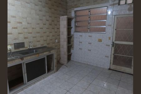 Casa à venda com 4 quartos, 197m² em Inhaúma, Rio de Janeiro