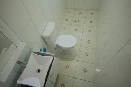 Banheiro  de casa para alugar com 1 quarto, 90m² em Vila Sao Pedro, São Bernardo do Campo