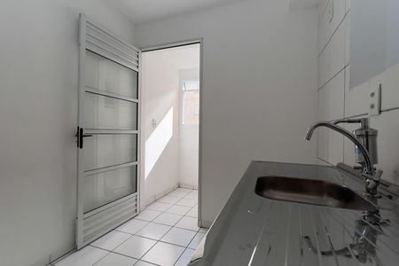 Cozinha e Área de Serviço de apartamento para alugar com 3 quartos, 63m² em Jardim Albertina, Guarulhos