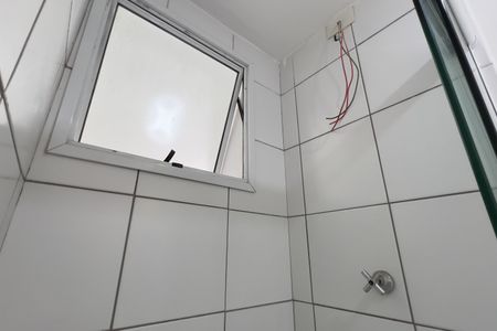 Banheiro de apartamento para alugar com 3 quartos, 63m² em Jardim Albertina, Guarulhos