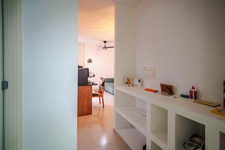 Apartamento à venda com 43m², 1 quarto e 1 vaga Apartamento à venda com 43m², 1 quarto e 1 vagaCorredor