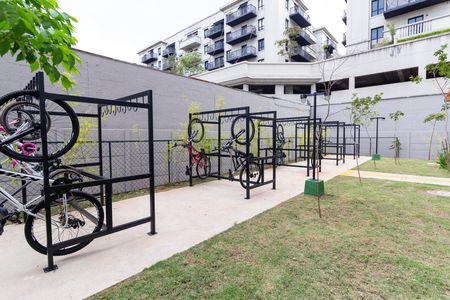 Apartamento à venda com 32m², 2 quartos e sem vaga Apartamento à venda com 32m², 2 quartos e sem vagaBicicletário