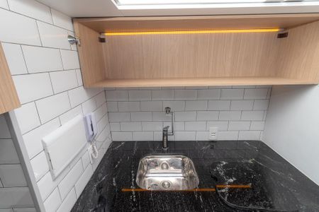 Apartamento à venda com 32m², 2 quartos e sem vaga Apartamento à venda com 32m², 2 quartos e sem vagaCozinha e Área de Serviço