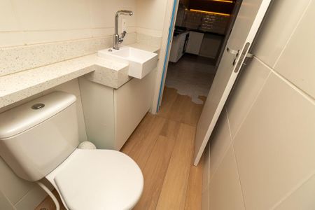 Apartamento à venda com 32m², 2 quartos e sem vaga Apartamento à venda com 32m², 2 quartos e sem vagaBanheiro
