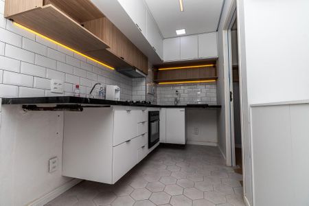 Apartamento à venda com 32m², 2 quartos e sem vaga Apartamento à venda com 32m², 2 quartos e sem vagaCozinha e Área de Serviço