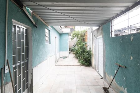 Casa à venda com 70m², 2 quartos e 2 vagas Casa à venda com 70m², 2 quartos e 2 vagasÁrea externa