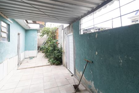 Casa à venda com 70m², 2 quartos e 2 vagas Casa à venda com 70m², 2 quartos e 2 vagasÁrea externa