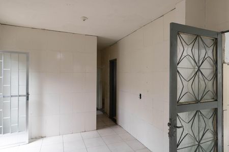 Casa à venda com 70m², 2 quartos e 2 vagas Casa à venda com 70m², 2 quartos e 2 vagasCozinha e Área de Serviço