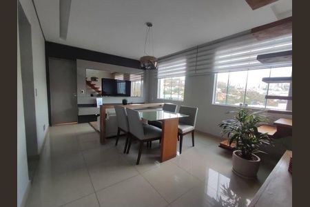 Apartamento para alugar com 200m², 4 quartos e 2 vagas