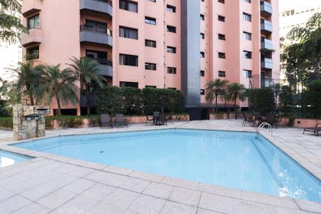 Apartamento à venda com 150m², 3 quartos e 3 vagasPiscina