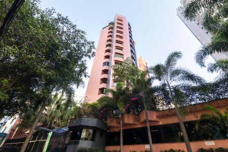 Apartamento à venda com 150m², 3 quartos e 3 vagasFachada