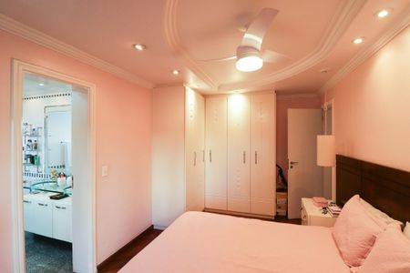 Apartamento à venda com 150m², 3 quartos e 3 vagasSuíte 1