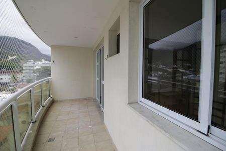 Apartamento para alugar com 88m², 3 quartos e 1 vagaVaranda